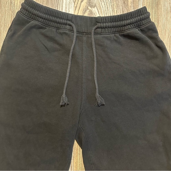 Women’s Abercrombie & Fitch Black Fleece-Lined Sweatpants, size Small - Picture 3 of 6